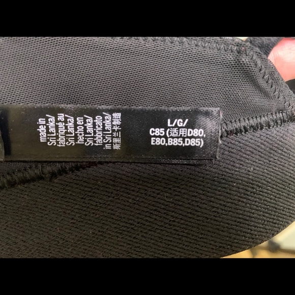 Victoria’s Secret Unlined Soft Wireless Lounge Bra - Picture 8 of 8